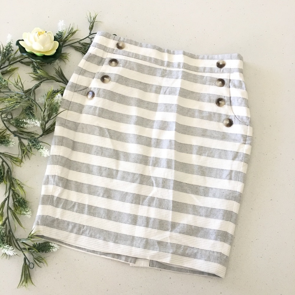 Stripe career captain pocket button suit skirt size 6P